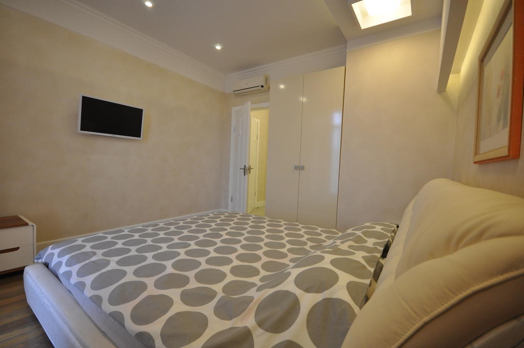 Apartment Grecheskie Odessa Dış mekan fotoğraf